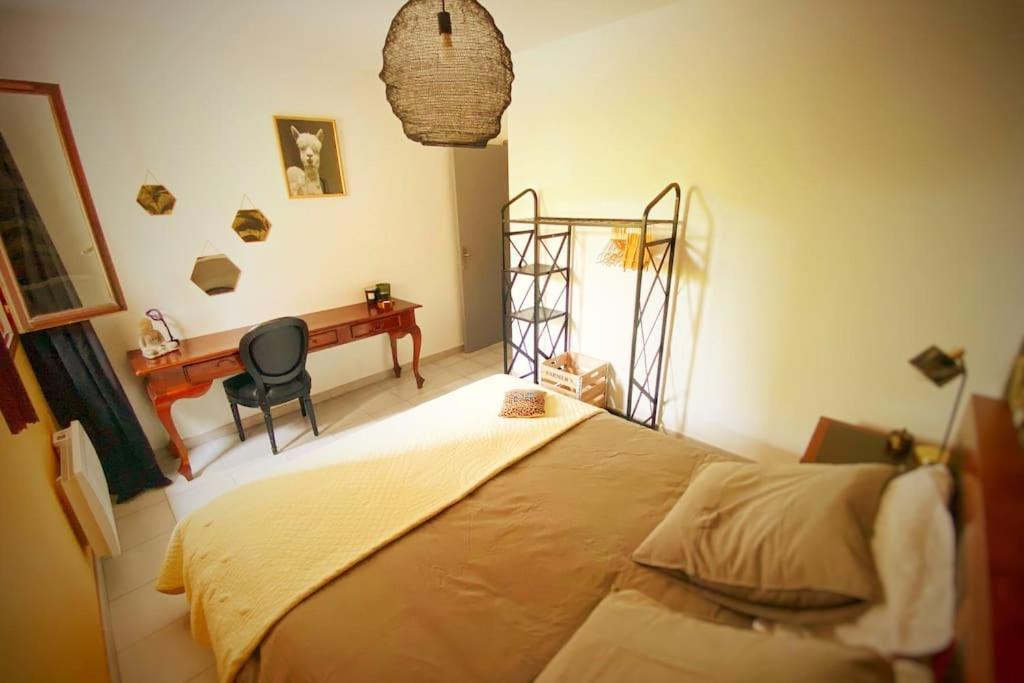 Cocoon'Isle - Jardinet- Jacuzzi Apartman L'Isle-sur-la-Sorgue Kültér fotó